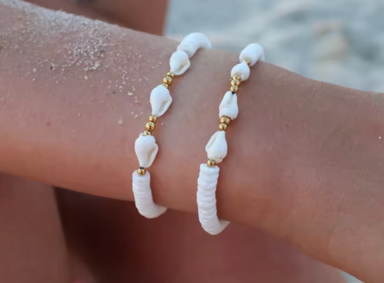 Mother of Pearl Shell Bracelet
