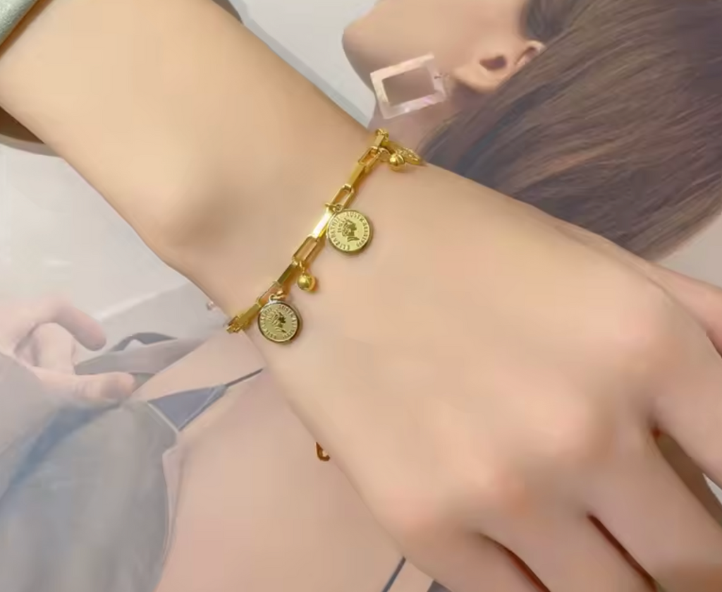 Women Paperclip Chain Bracelet