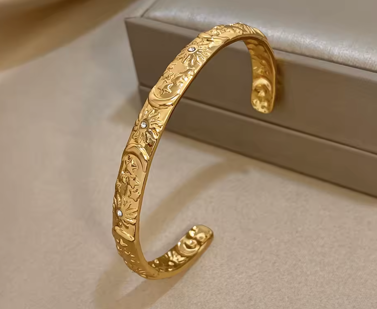 Vintage Sun Star Moon Cuff Bracelet for Women